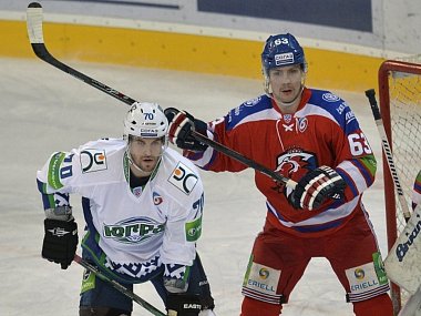 Ondřej Němec v KHL zůstane. V Mytišči
