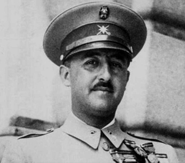 Po vítězství oddílů generála Franciska Franka v občanské válce v letech 1936 až 1939 zhnědlo i Španělsko.