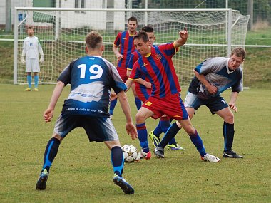 Příkosičtí Spěváček a  Kohout v souboji s kolovečskými Fr. Šlajsem, Lucákem a Bukovským.