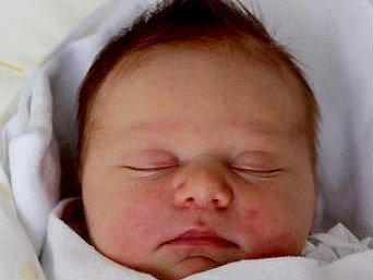 <b>KATEŘINA KOSINOVÁ</b> se narodila 22. prosince v 7 hodin. - katerina-kosinova-mimina060114-hk6_denik-380