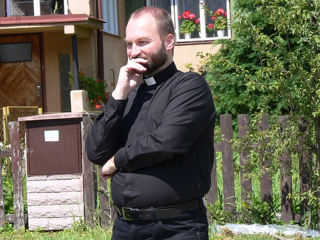 Šéf žalobců podal dovolání v případu kněze Tvrdoně