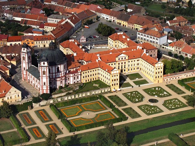 Jaroměřický zámek oživí výstava barokních kostýmů a masek