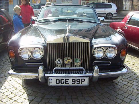 OBRAZEM: Rolls Royce, vůz pro opravdové aristokraty