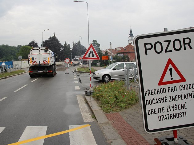 Provoz ve Velkém Meziříčí ztěžuje stavba mostu