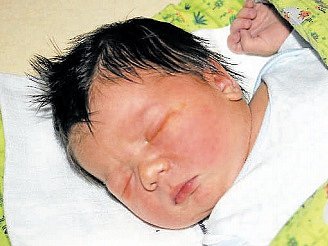 Počet narozených miminek po letech překonal rekord