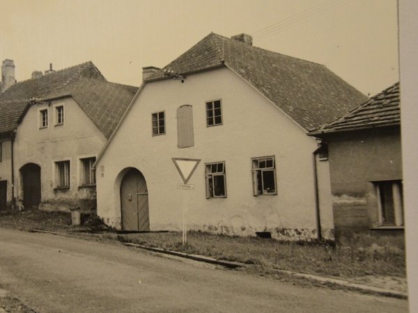 Dům č. p. 30 na archivním snímku