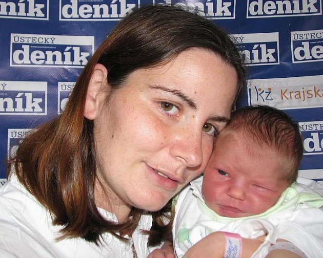 PROSINEC 09: <b>Ivana Pytlíková</b> porodila v ústecké porodnici dne 8. 12. 2009 ( - bb50_ivana_pytlikova_denik-630