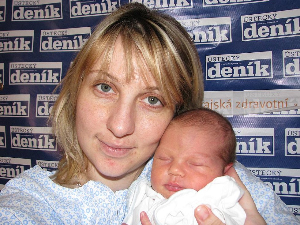 <b>Jana Rennerová</b>, porodila v ústecké porodnici dne 19. 4. 2010 (14.51) - 1016bb_rennerova_galerie-980