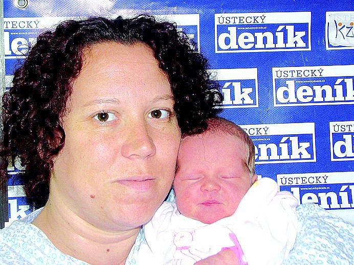 Markéta Zachová porodila v ústecké porodnici dne 7. 9. 2009 (18.16) dceru - bb37_zachova_marketa_galerie-980