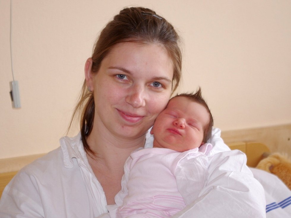 Martina Benešová se narodila v ústecké porodnici dne 29. 3. 2014 (16.20) - 20140405-martina-benesova-miminka_galerie-980