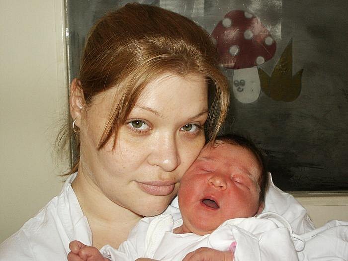 Kateřina Trnková, porodila v ústecké porodnici dne 22. 2. 2011 (21.20) - bb08_trnkova_katerina9_galerie-980