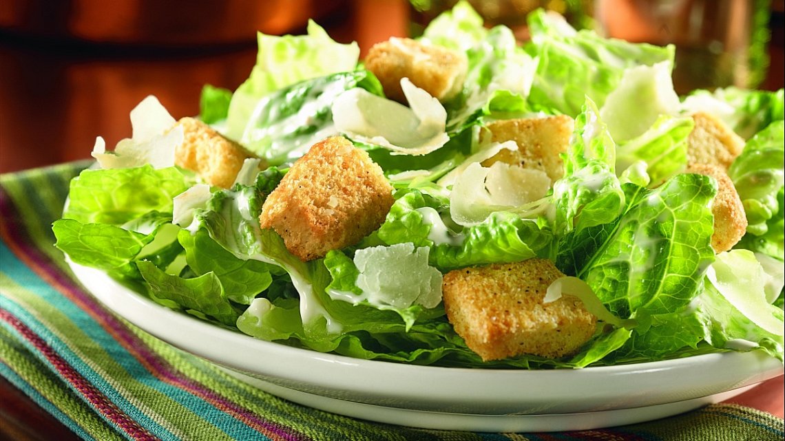 Amerikanischer Caesar Salat — Rezepte Suchen