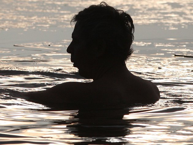 Pátrání po ztraceném plavci v Dalešické přehradě skončilo šťastně