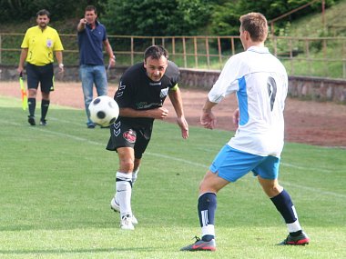 V úvodním kole nového ročníku I.A třídy fotbalisté Slavkova u Brna prohráli doma v okresním derby s Bučovicemi 1:2.