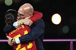 Šéf španělského fotbalu Luis Rubiales oslavil zlatý úspěch ženské reprezentace na letošním MS malinko netradičně.