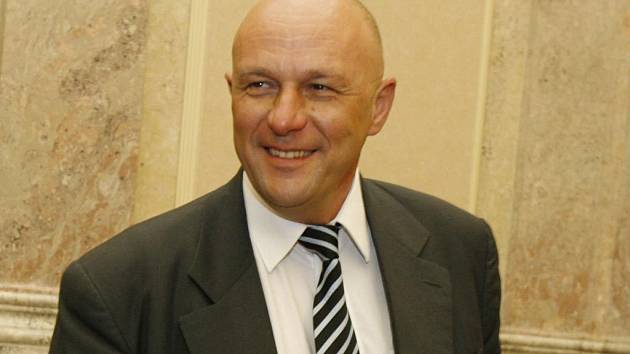 Ministr zdravotnictví Tomáš Julínek.