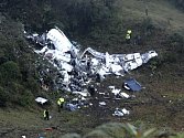 Trosky letadla, které se zřítilo ve střední Kolumbii.