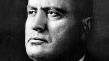 Benito Mussolini se zmocnil vlády státním převratem v říjnu 1922, od roku 1925 již vystupoval jako diktátor