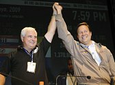 panamský prezident Ricardo Martinelli a kandídát na vice-prezidenta Juan Carlos Varela 