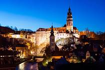 Český Krumlov vypadá pohádkově. Hlavně v noci