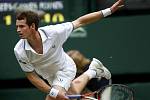 Britský tenista Andy Murray se probojoval do osmifinále Wimbledonu.