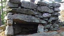 Kamenná komora v lokalitě Amerického Stonehenge.