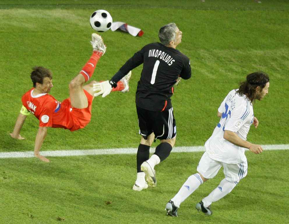Футбол избранные. Семак евро 2008. Россия Греция евро 2008. Футбол эмоции.