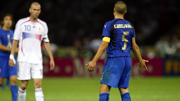 Zinédine Zidane a Marco Materazzi.