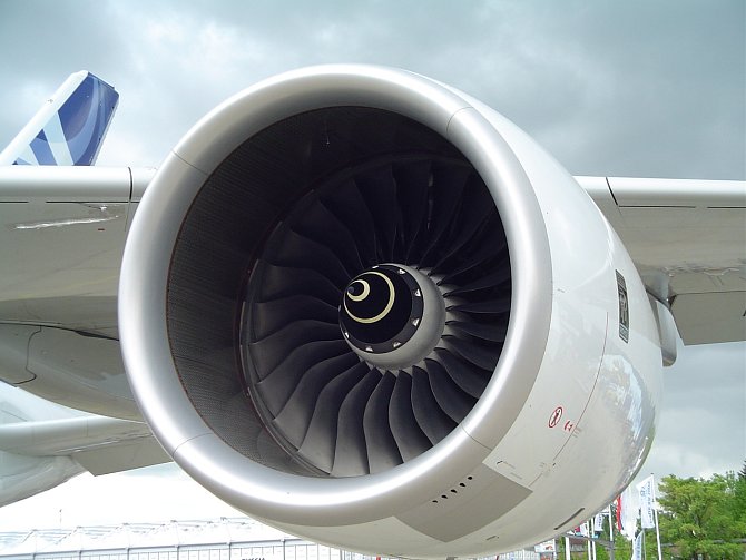 Motor Rolls-Royce na prototypu Airbusu A380.