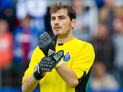 Iker Casillas v dresu Porta