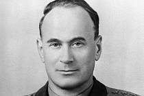 Serov (1905–1990) patřil ke klíčovým osobnostem sovětských tajných služeb po druhé světové válce.