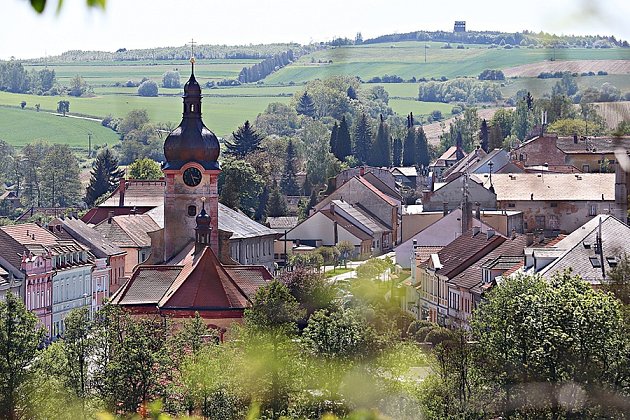 pohled na Radnici od Kalvarie