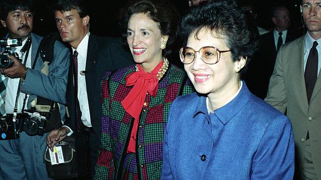 Filipínská prezidentka Maria Corazon Aquinová v roce 1986