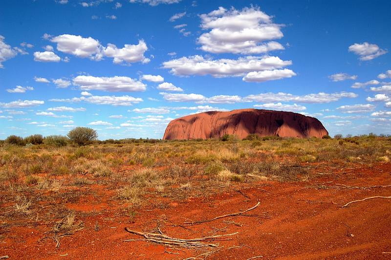 Australská hora Uluru, známá také jako Ayersova skála