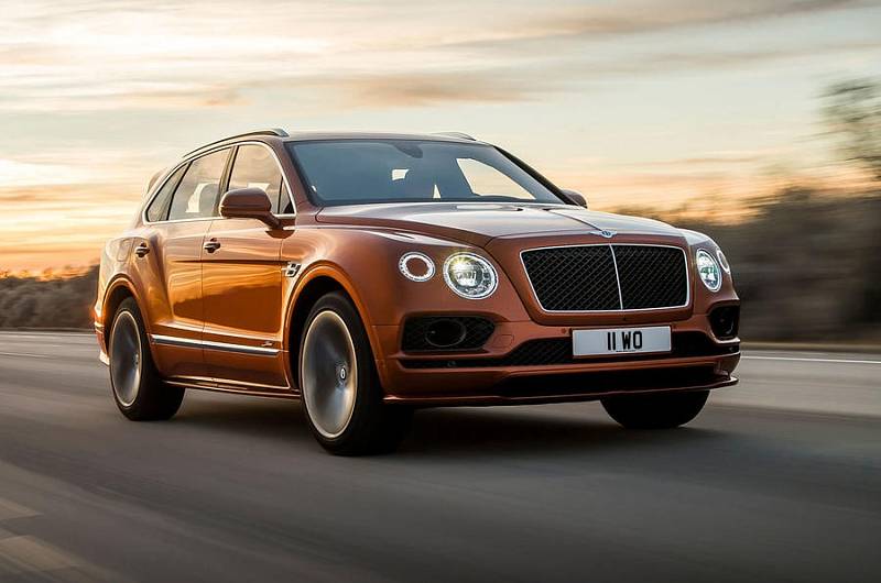 Bentley Bentayga je nejrychlejším SUV planety. S rychlostí 306 km/h překonala o 1 m/h sesterské Lamborghini Urus, které však zvládně 0-100 km/h za 0,3 sekundy rychleji, konkrétně za 3,6...