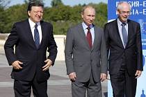 Manuel Barroso, Vladimír Putin a Herman Van Rompuy na summitu Ruska a EU v Petrohradu