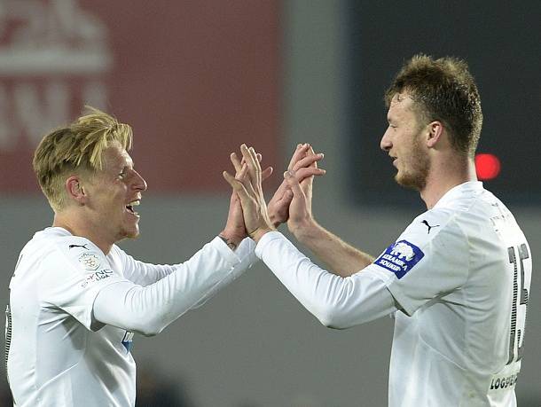 Sparta - Plzeň: Michael Krmenčík (vpravo) v závěru pojistil výhru hostů