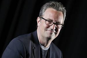 Herec Matthew Perry tragicky zemřel letos v říjnu ve věku 54 let.