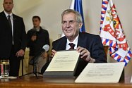 Český prezident Miloš Zeman na zahájení výstavy Doteky státnosti
