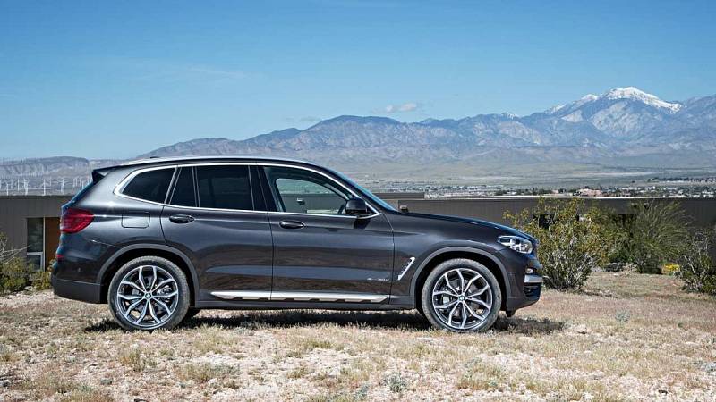 BMW X3.