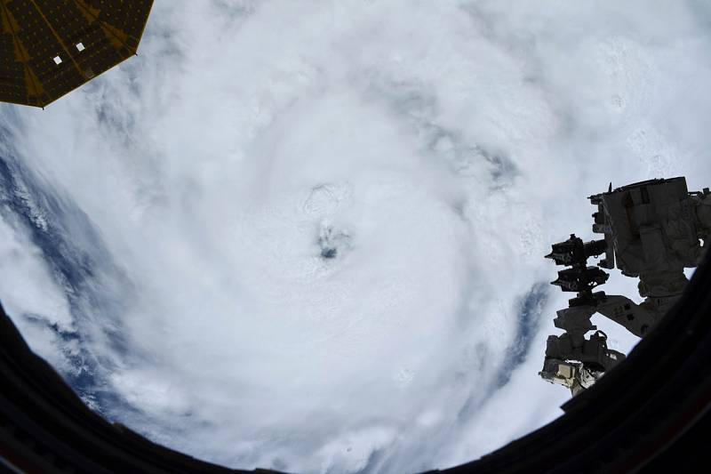 Pohled na hurikán Ida z Mezinárodní vesmírné stanice
