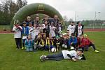 Mladí fotbalisté ze základní školy v Dolních Břežanech si vybojovali postup na Svátek fotbalu v Olomouci