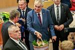 Prezident Miloš Zeman zahájil třídení návštěvu Moravskoslezského kraje na Krajském úřadu MSK.Předání darů