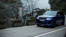 Range Rover Sport SVR.