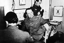 Říšský maršál Hermann Göring po svém zatčení v květnu 1946 v Augsburgu. 