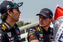 Jezdci Red Bullu: Max Verstappen a Sergio Pérez
