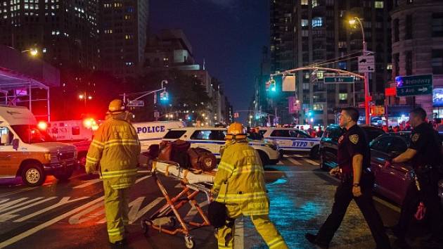 Čtvrtí Chelsea na Manhattanu v New Yorku otřásla mohutná exploze.