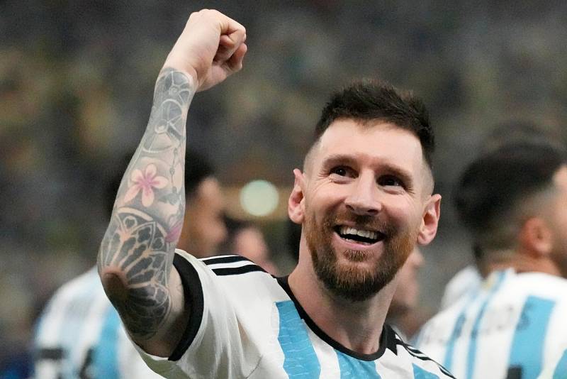 Lionel Messi se raduje z titulu mistra světa.