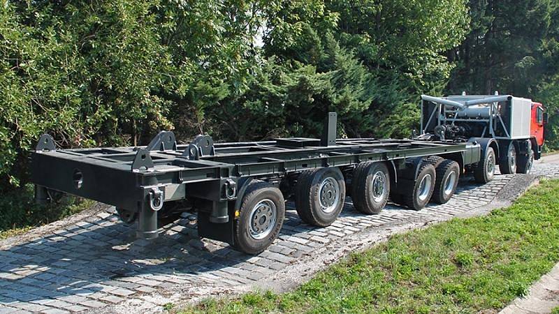 Tatra Force 16x8 – podvozek pro nástavby vrtné, servisní, zásobovací.