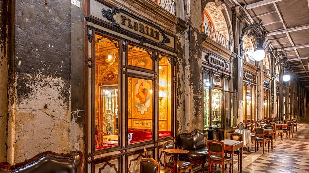 Kavárna je považována za jeden ze symbolů Benátek.